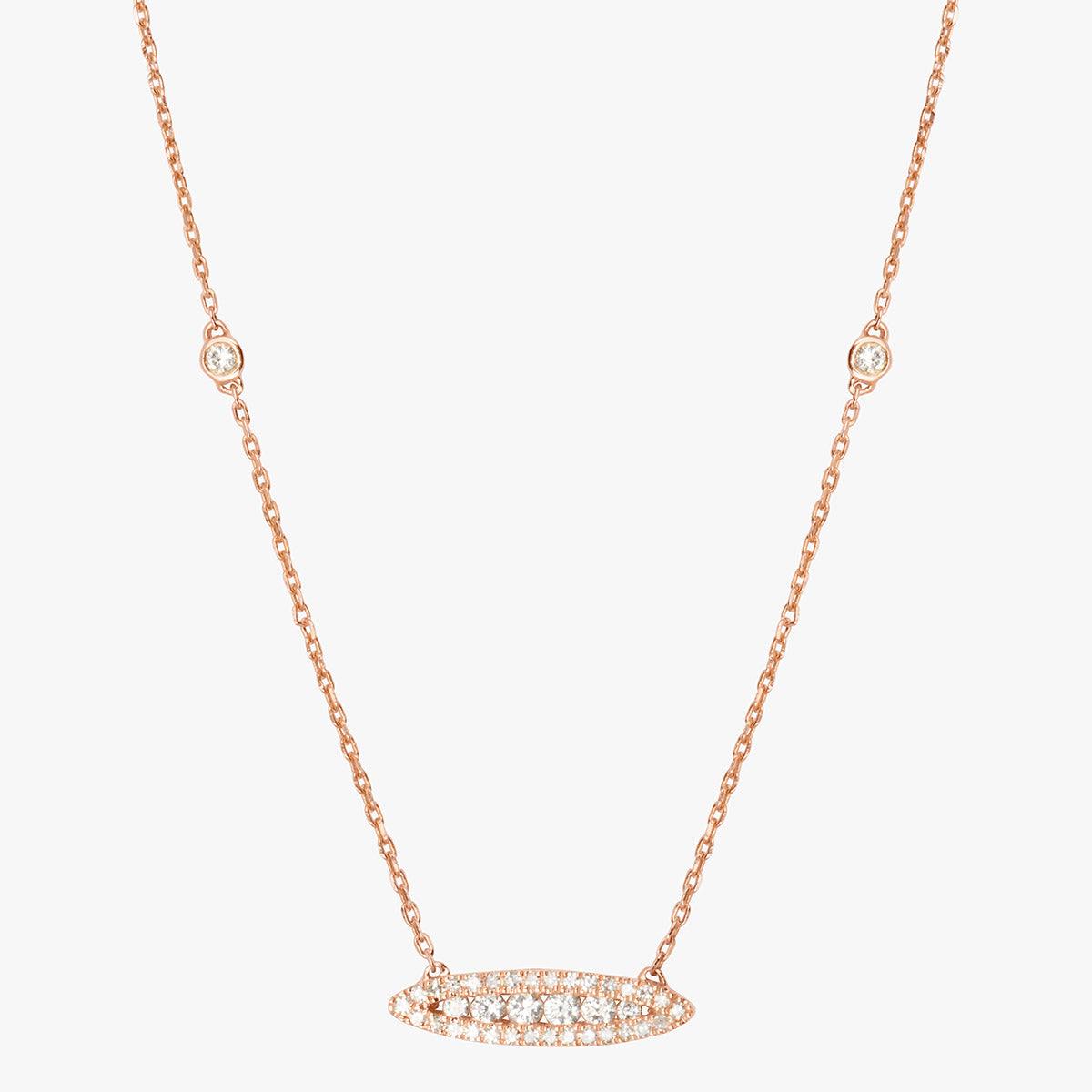 Collier Augustine